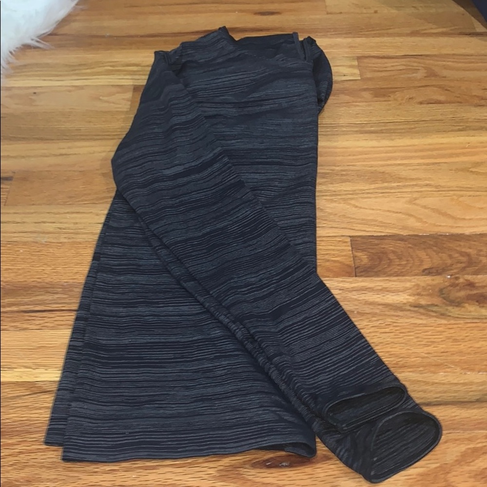 Spandex black and grey workout top with hood